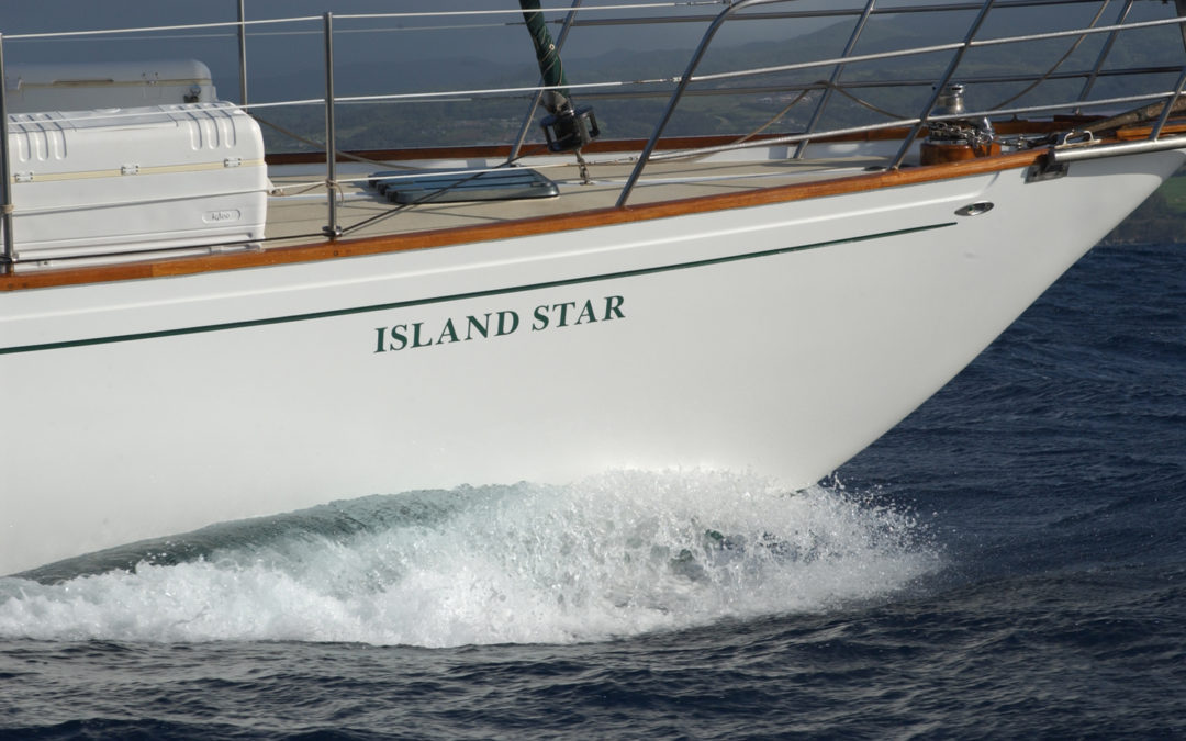Imagine having your Lanai snorkeling adventures aboard our 58′ sailing yacht “Island Star”